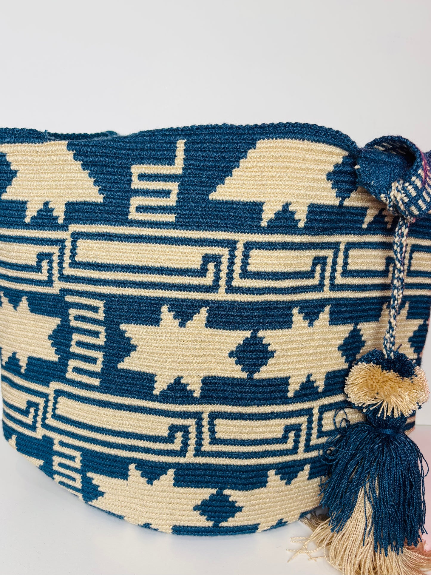 Biondo Miele Wayuu Blue and Beige bag
